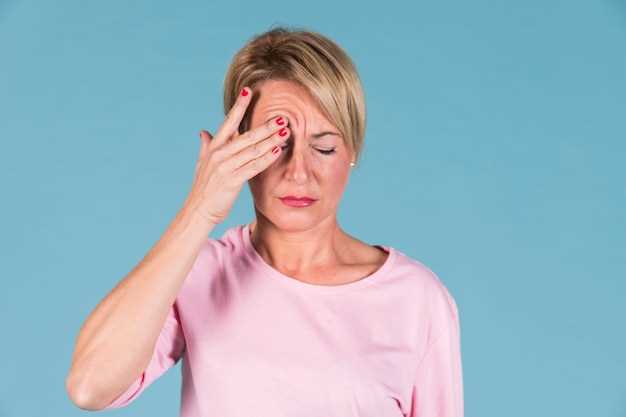 Причины и симптомы дергания глаза внутри
