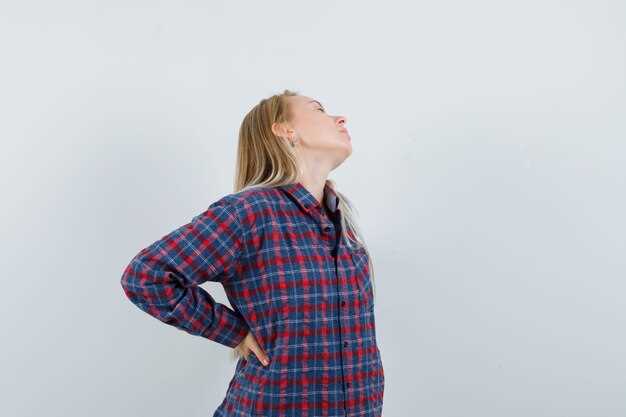 Остеохондроз как причина болей в правом боку сзади у женщин внизу спины
